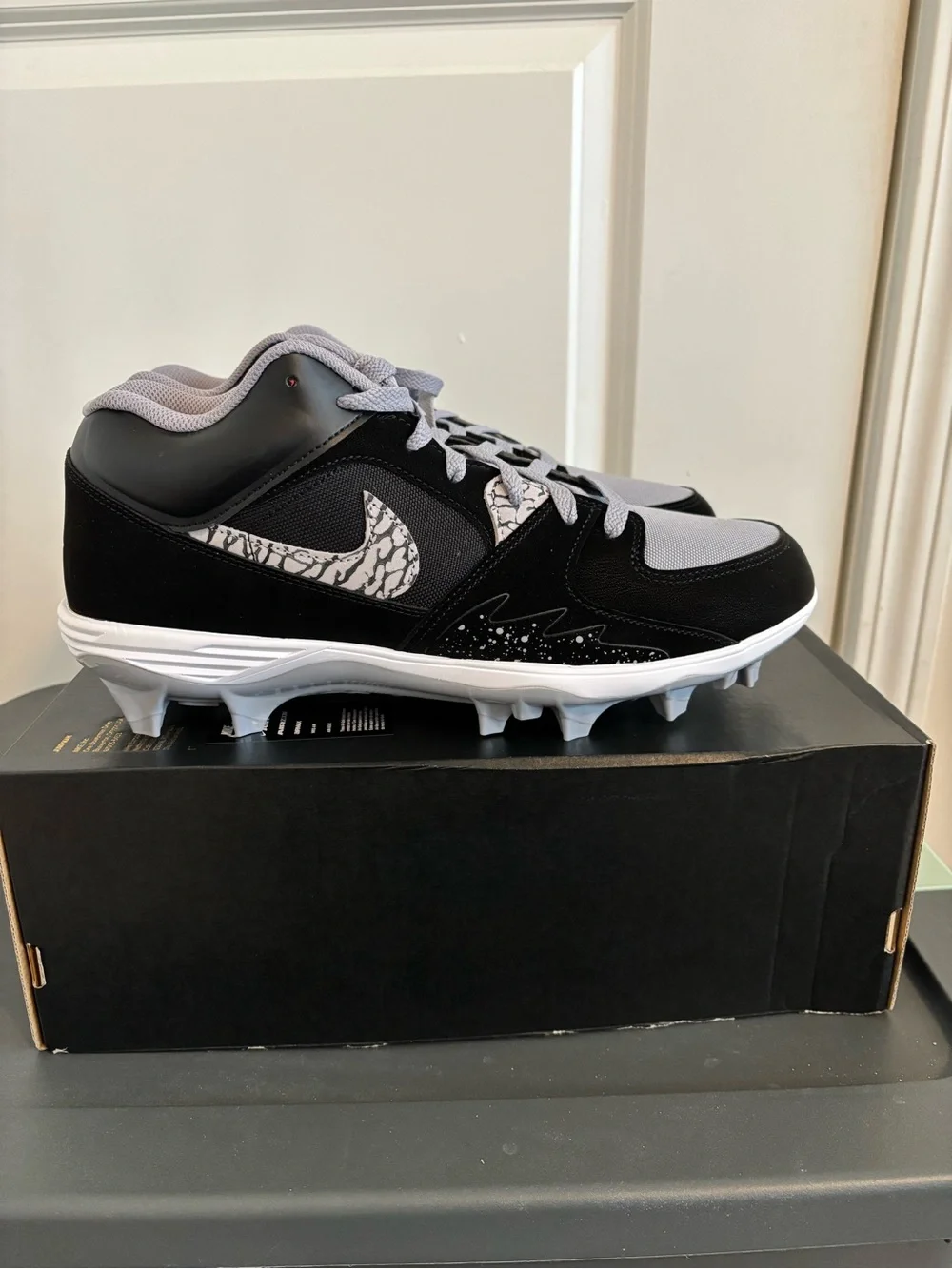 NEW Mens Jordan Stadium 90 Low TD Black Cement Football Cleats Size 12 HQ0210060